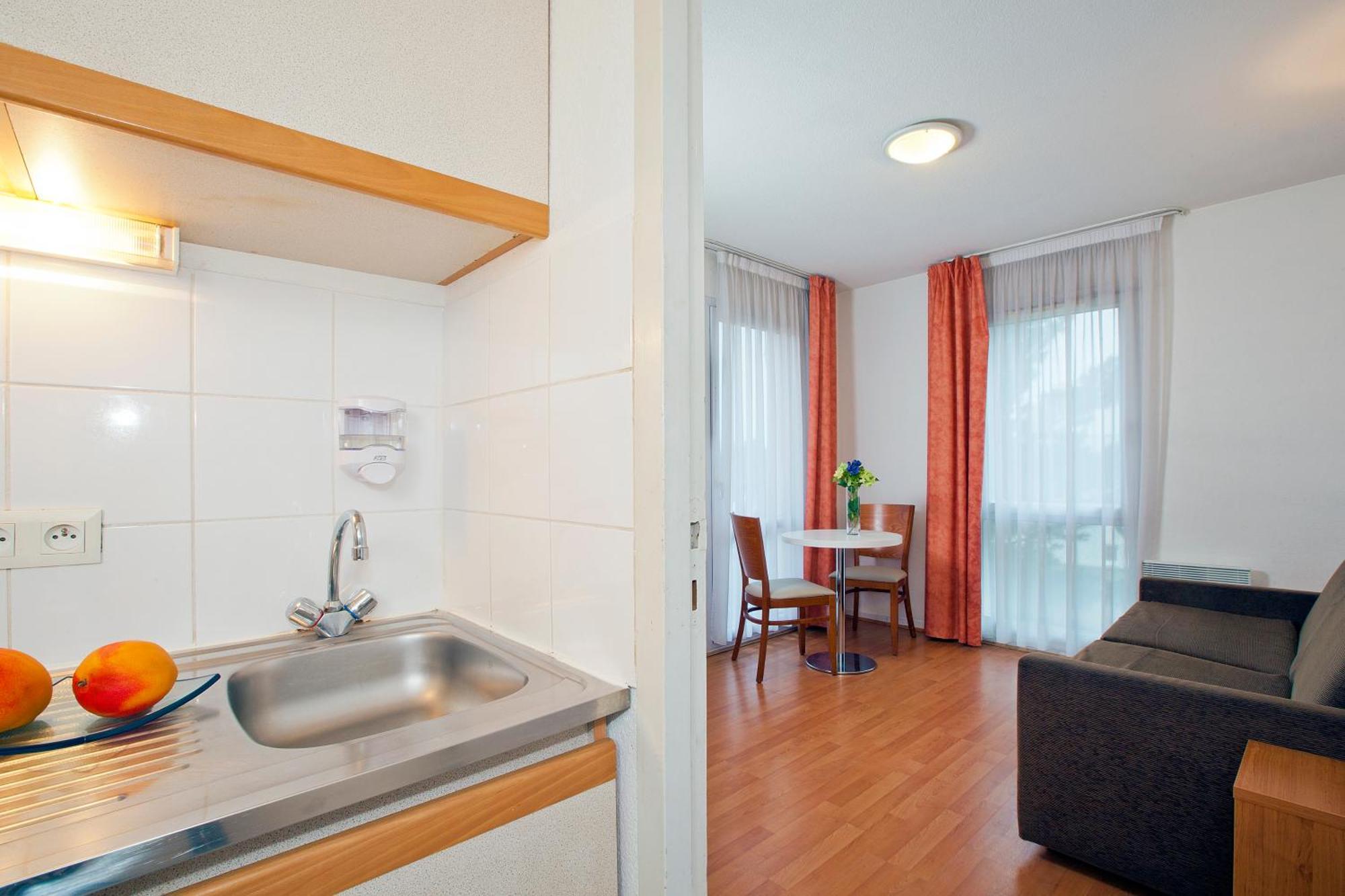 Aparthotel Sejours & Affaires Nantes La Beaujoire Pokoj fotografie